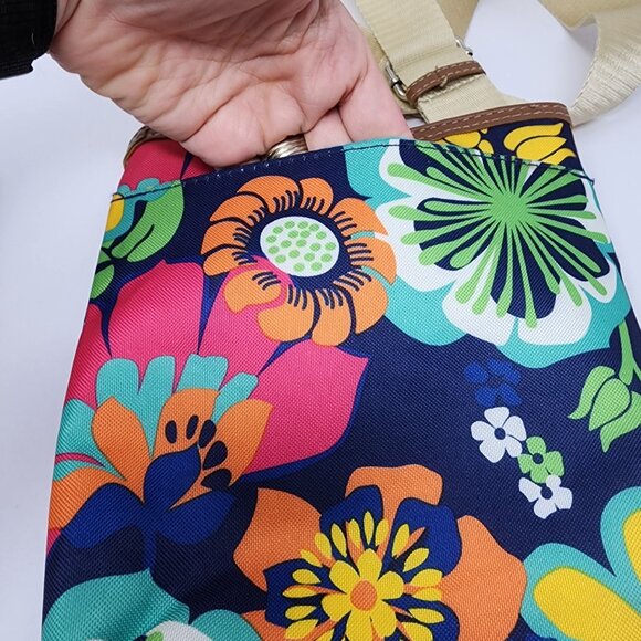 Lily Bloom Floral Crossbody Bag 8.5"x7.5" With Adjustable Strap and Pockets - Picture 7 of 9